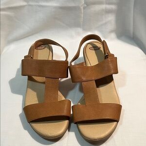 Dr. Scholl's Tan Leather Sandals